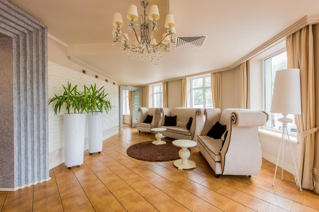 Georg Park Hotel Tarashany المظهر الخارجي الصورة