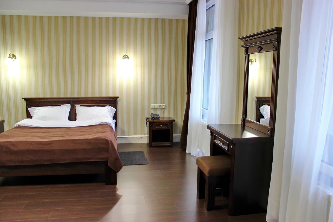 Georg Park Hotel Tarashany المظهر الخارجي الصورة