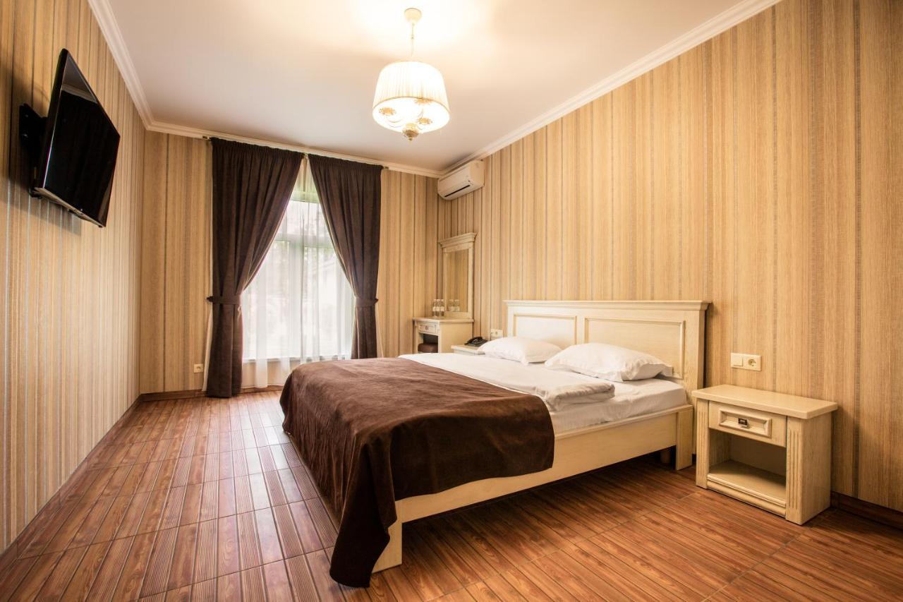 Georg Park Hotel Tarashany المظهر الخارجي الصورة