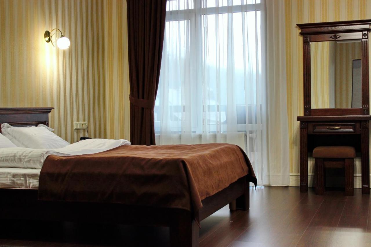 Georg Park Hotel Tarashany المظهر الخارجي الصورة