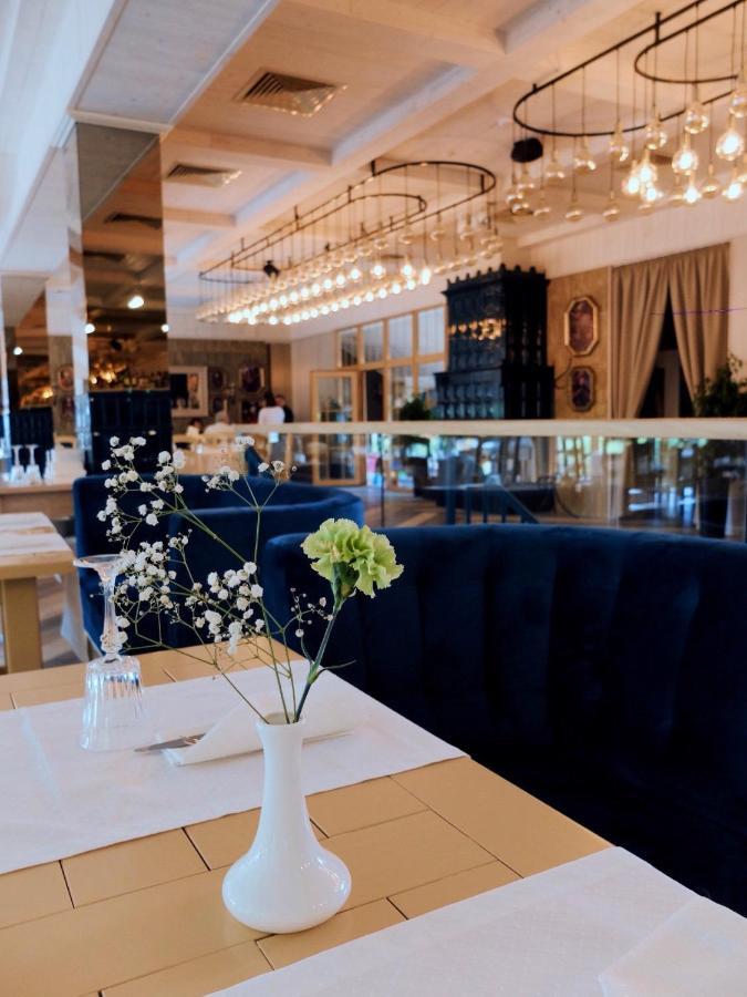 Georg Park Hotel Tarashany المظهر الخارجي الصورة
