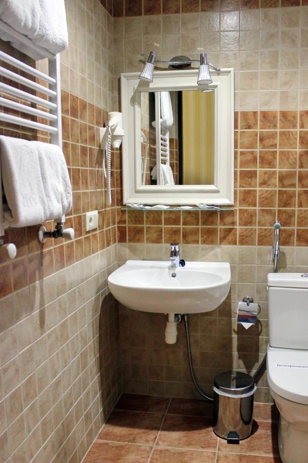 Georg Park Hotel Tarashany المظهر الخارجي الصورة