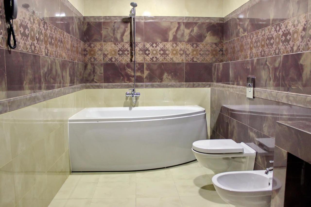 Georg Park Hotel Tarashany المظهر الخارجي الصورة