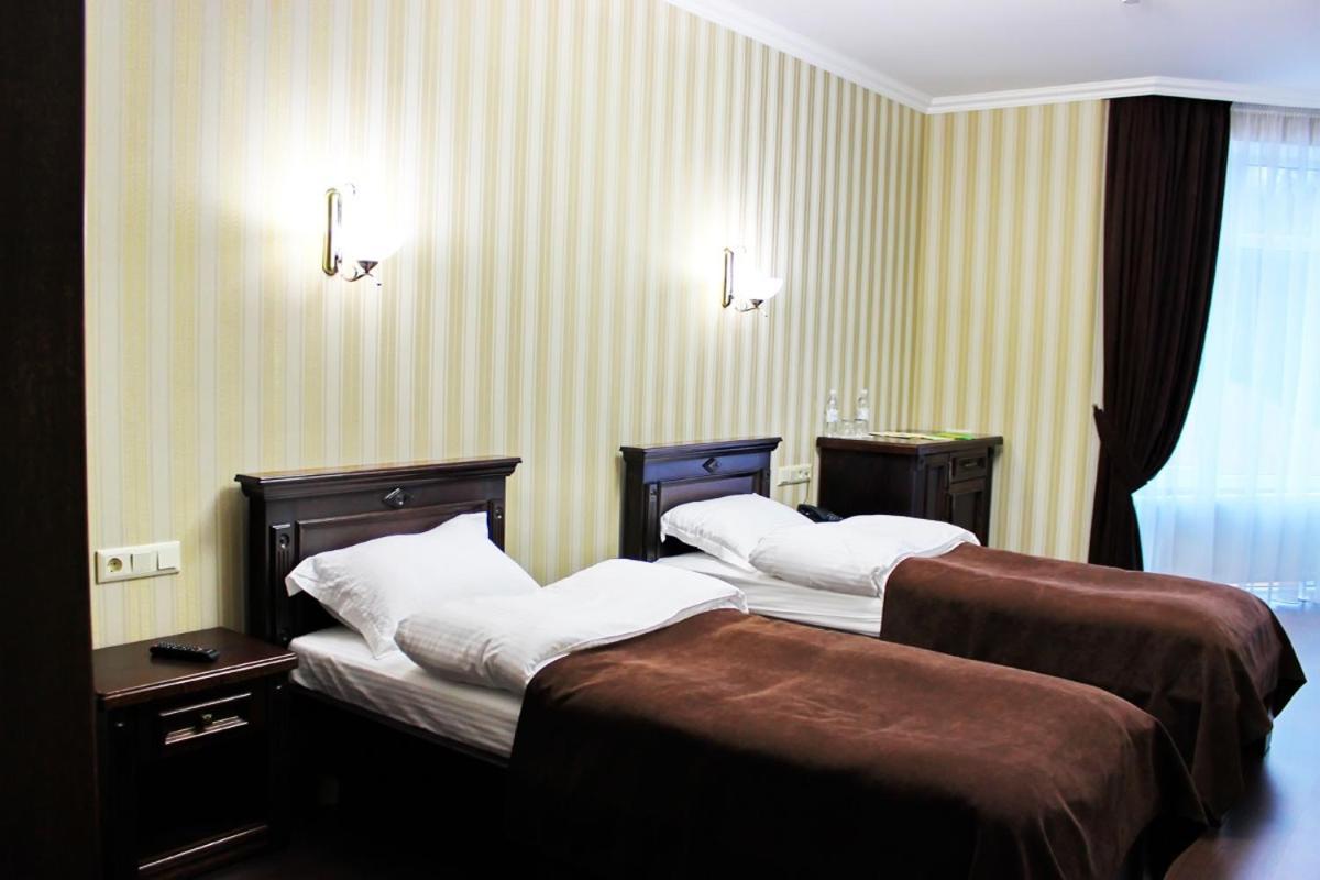 Georg Park Hotel Tarashany المظهر الخارجي الصورة